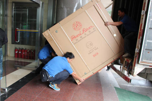 霍城钢琴贵重工艺品无忧运